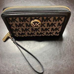 Michael Kors wallet